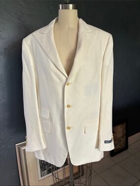 Ralph Lauren Polo  Black label. Single-Breasted Blazer with cream Buttons